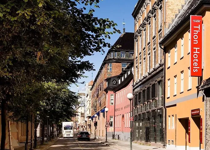 Oslo hotels near Akershus Castle and Fortress