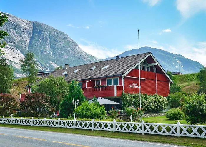 Eidfjord hotels near Sysenvatnet
