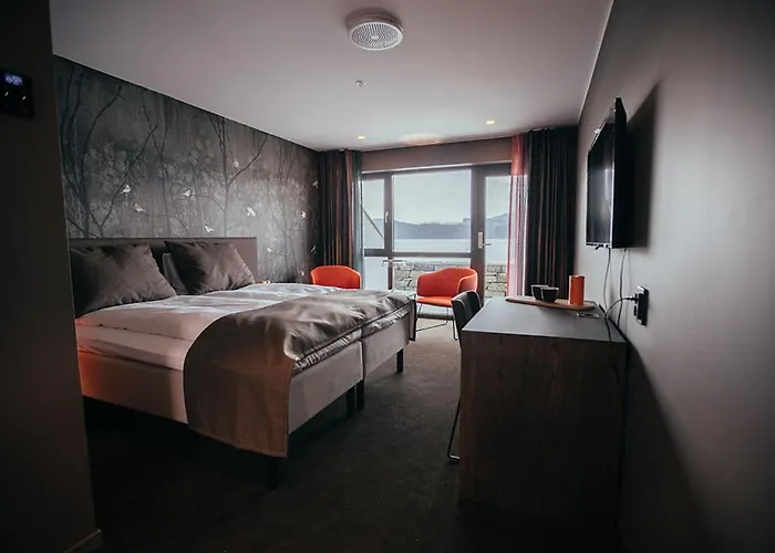 Jondal Hotels