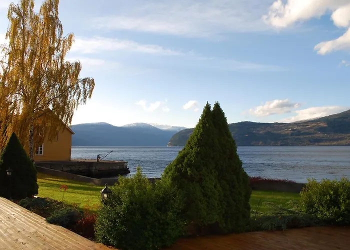 Innvik Hotels