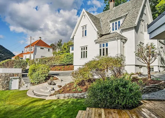 Villa Bergen. Historic Luxury Near The City Centre