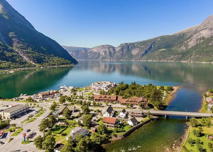 Eidfjord hotels near Eidfjord Church