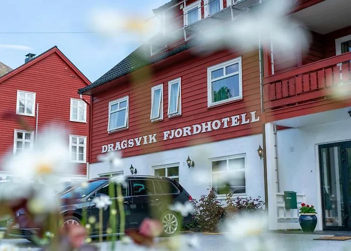 Dragsvik Fjordhotel (Adults Only) Balestrand