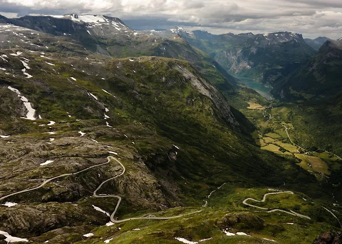 Geiranger Dog Friendly Lodging and Hotels