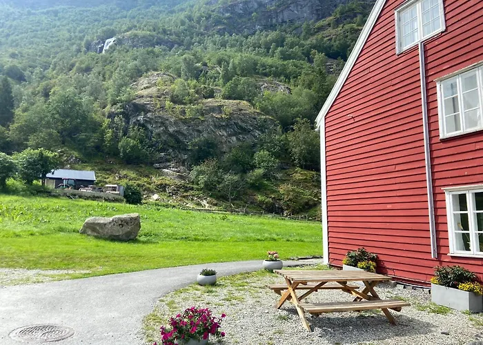 Flam hotels near Rallarrosa Stolsysteri