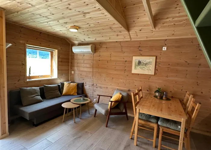 Voss hotels near Molstertunet