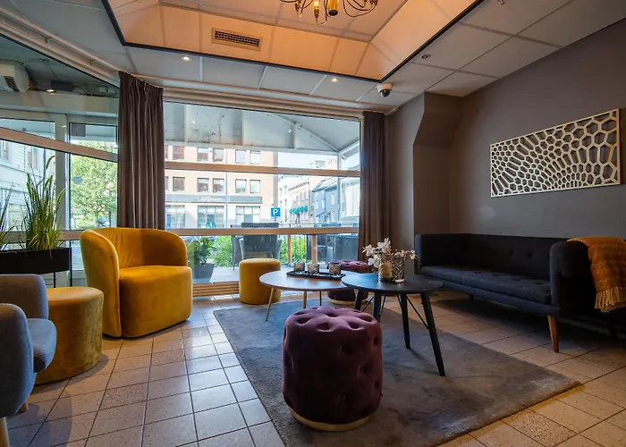 Tromso hotels near Northern Norwegian Science Center
