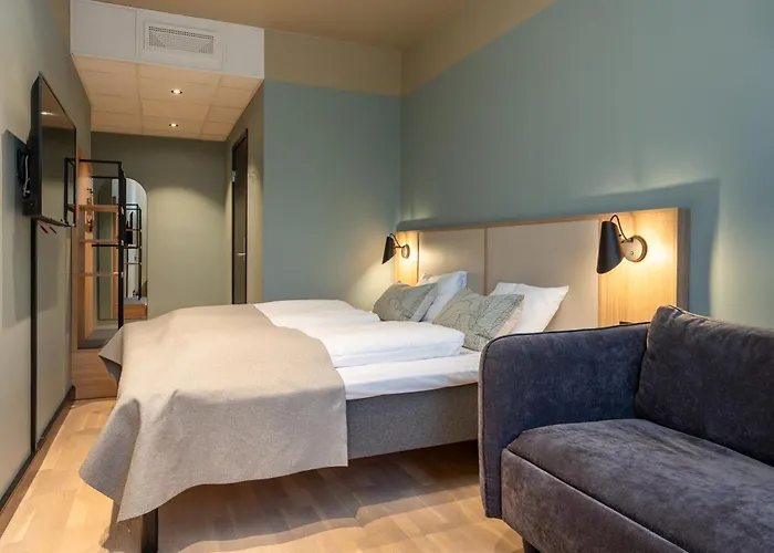 Trondheim hotels near Ilen Church