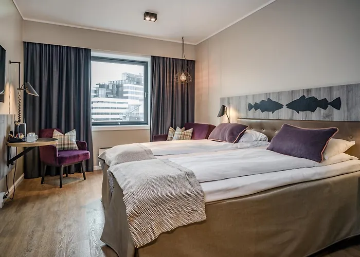 Tromso hotels near Telegrafbukta Beach