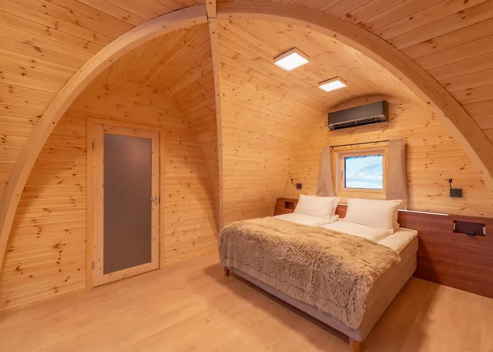 Kirkenes Hotels