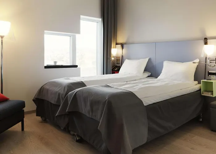 Trondheim hotels near The Crown Regalia