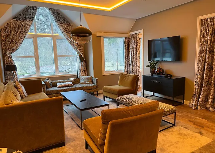 Geiranger hotels near Waterfall Starting Point
